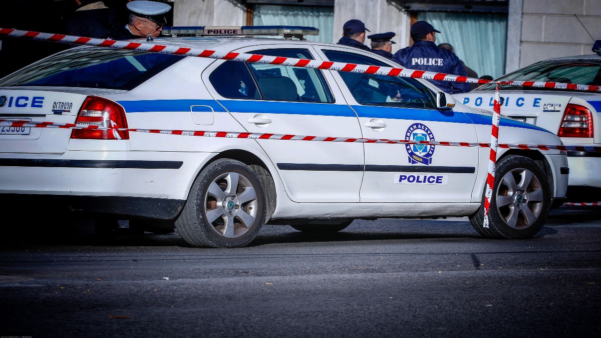 Συναγερμός στην ΕΛΑΣ για παρατημένο σακίδιο σε ποδήλατο στο Σύνταγμα
