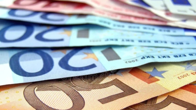 Από 436 έως πάνω από 3.000 ευρώ: Αυτά είναι όλα τα ποσά των συντάξεων μετά τις αυξήσεις που έρχονται