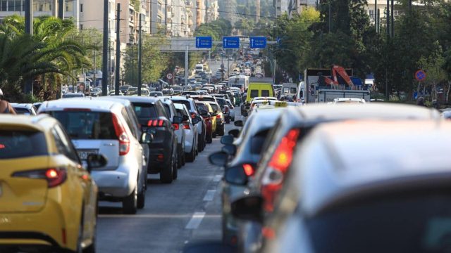 Μπελάδες για χιλιάδες οδηγούς – Έρχονται ραβασάκια για απλήρωτα τέλη κυκλοφορίας