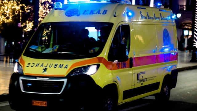 Τροχαίο στη Μεσογείων: Παρέσυρε ποδηλάτη και τον εγκατέλειψε αιμόφυρτο!