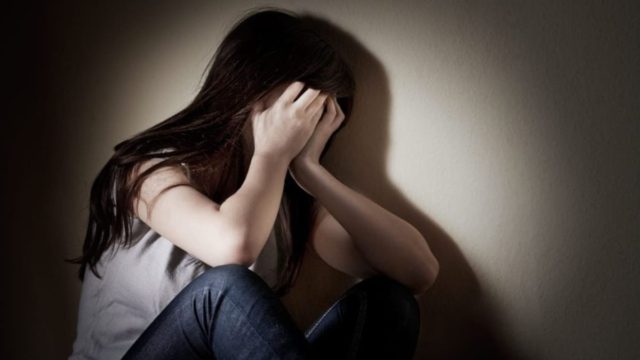 Στιγμές τρόμου για 12χρονη στον Βόλο: Ήρθε πρόσωπο με πρόσωπο με ληστές – Μπήκαν από το παράθυρο του δωματίου της