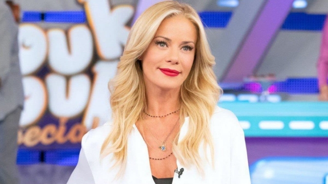 «ROUK ZOUK»: Επιστρέφει για 8η σεζόν και η Ζέτα Μακρυπούλια υπόσχεται να κάνει πανικό! (video)
