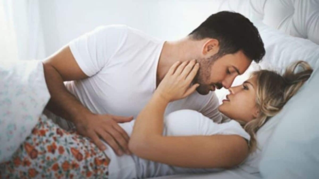 «Ο άντρας μου, ζητά κάθε μέρα να κάνουμε σeξ και του εξήγησα ότι δεν είμαι κουνέλι. Τι με συμβουλεύετε να κάνω;»