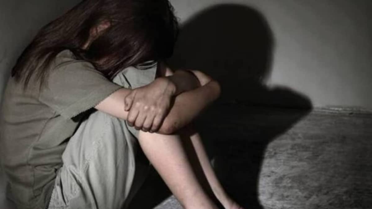 Mεγάλη ανατροπή: Ανακάλεσε τις κατηγορίες βιασμού της απο δύο άντρες η 13χρονη στη Λέσβο (video)