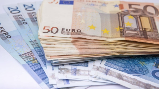 Κερδισμένοι και χαμένοι: Διπλό «πακέτο» αναδρομικών τον Νοέμβριο