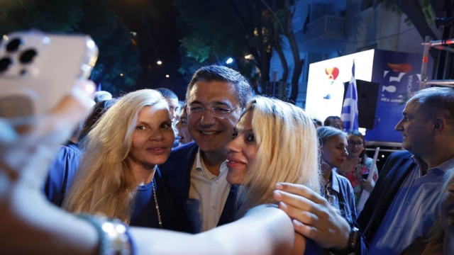Ακόμα μια ελληνική… πρωτιά: Έπαθαν πλάκα οι Ευρωπαίοι με την ακίνητη περιουσία του Απόστολου Τζιτζικώστα!