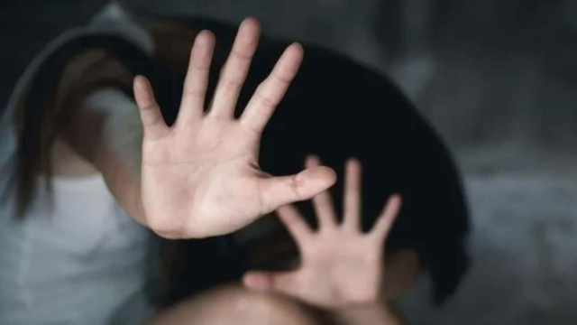 Φρίκη στη Θεσσαλονίκη: 68χρονος παππούς ασελγούσε στην 4χρονη εγγονή του