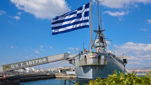 24/10/1909: Η Ελλάδα αγοράζει το θωρηκτό Αβέρωφ – Η ιστορία του «μυθικού» πλοίου που έγραψε τη σύγχρονη ελληνική πολεμική ιστορία