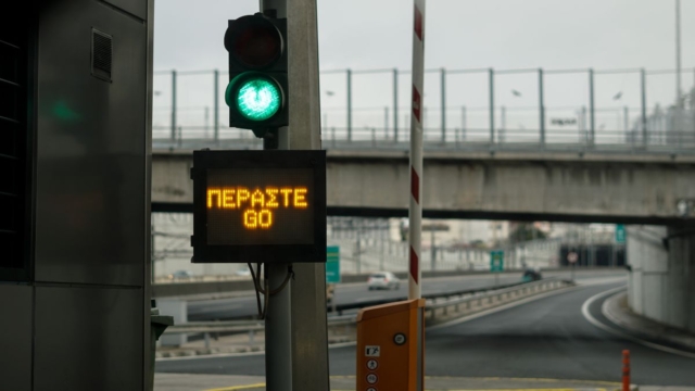 Διόδια: Τι αλλάζει από την Κυριακή (06/10) – Όσα ισχύουν για τους πομποδέκτες