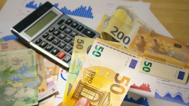 Τέλος επιτηδεύματος: Βαρίδι για τις ελληνικές επιχειρήσεις έως το 2027
