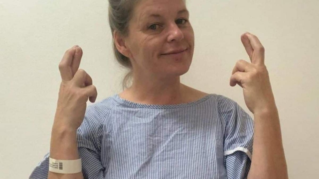 «Ο κόσμος μου χλώμιασε όταν έβηξα στο κρεβάτι και… βρέθηκα σε χειρουργείο»