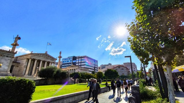 Καιρός σήμερα 29/10: Ανομβρία και αίθριο σκηνικό λίγο ακόμα – Πότε έρχονται βροχές σύμφωνα με Τσατραφύλλια και Γιαννόπουλο
