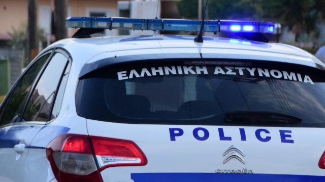 Καμένα Βούρλα: «Έλεγε παντού ότι έκρυβε χρήματα στο στρώμα» – Αποκαλυπτική μαρτυρία για τη δολοφονημένη 84χρονη (video)