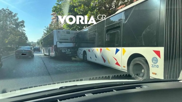 Τρόμος στη Θεσσαλονίκη: Σύγκρουση δύο αστικών λεωφορείων – Πέντε τραυματίες