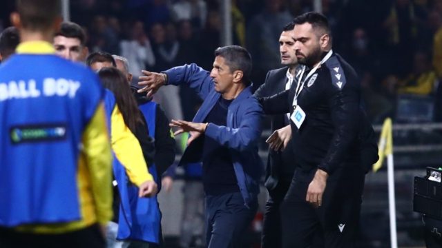 «Καμπάνα» για τον Λουτσέσκου: Τιμωρία 23 ημερών για τον τεχνικό του ΠΑΟΚ