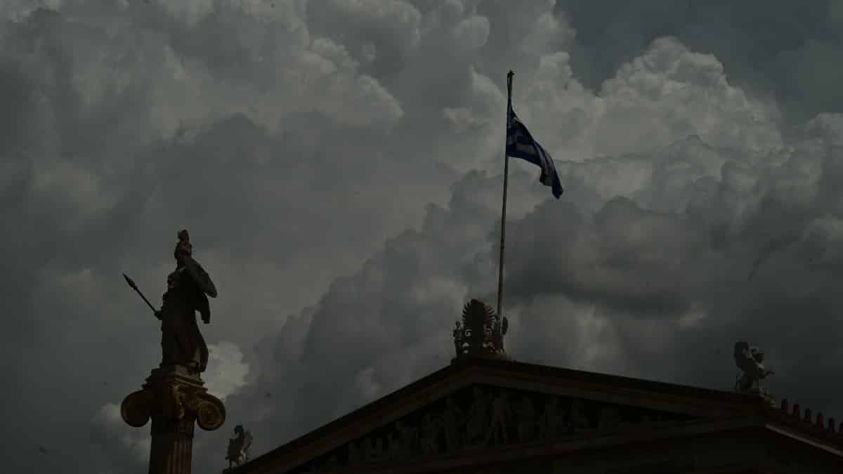 Επείγουσα προειδοποίηση από τα Μερομήνια για την 28η Οκτωβρίου: «Έρχεται ένα ισχυρό χαμηλό για να δημιουργήσει…»