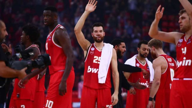 Ολυμπιακός – Ρεάλ 79-69: Aπίθανη εμφάνιση από τους ερυθρόλευκους που κατατρόπωσαν τη Βασίλισσα