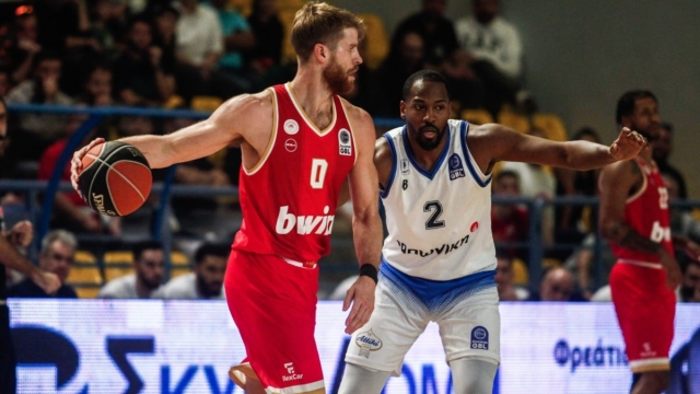 Καρδίτσα – Ολυμπιακός 61-77: Άνετο πέρασαμα από τη Θεσσαλία και μεγάλη επιστροφή Μιλουτίνοβ
