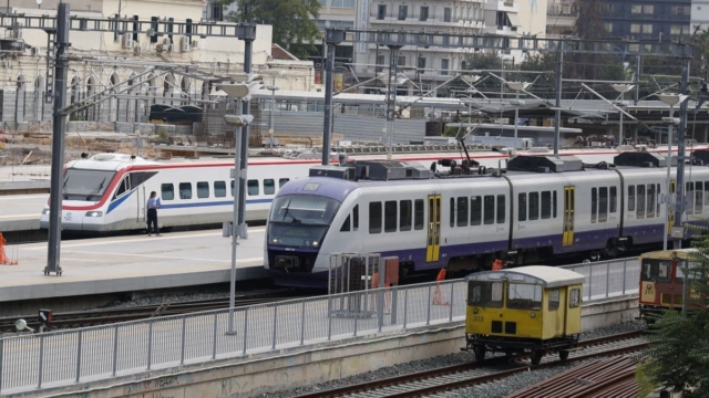 Εξελίξεις μετά τα… παραλίγο Τέμπη μες στην Αθήνα: Εισαγγελική έρευνα για το τρένο του Προαστιακού που κόντεψε να μπει στο Μετρό της Πλακεντίας