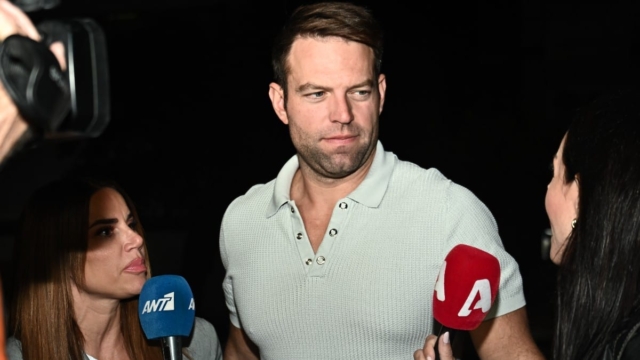 Στέφανος Κασσελάκης: Όλη η αλήθεια για τα γραφεία 1.500 τ.μ. που νοίκιασε και οι φήμες για νέο κόμμα (video)