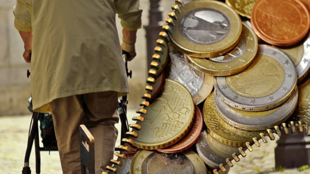 Συντάξεις Νοεμβρίου: Πότε θα καταβληθούν – Οι ημερομηνίες σε όλα τα ταμεία