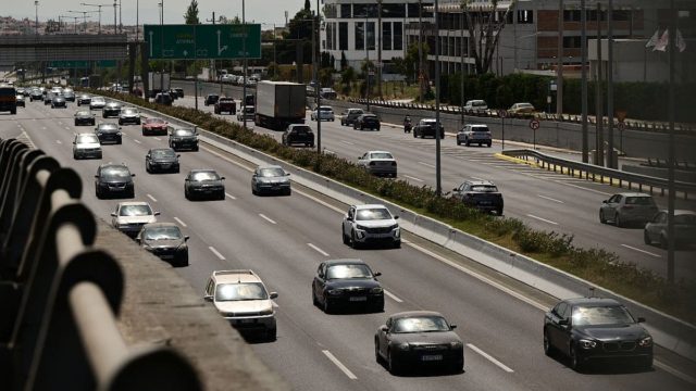 Τέλη Κυκλοφορίας 2025: Πότε θα αναρτηθούν; Τι ποσό θα κληθείτε να πληρώσετε;