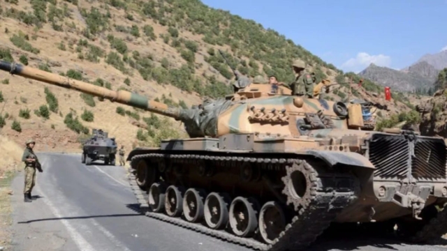 ΡΚΚ: Είναι τελικά τρομοκρατική οργάνωση; Η μάχη για τη δημιουργία αυτόνομου κράτους και ο πόλεμος του Ερντογάν