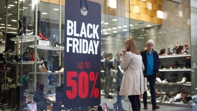 Σήμερα δεν είναι μία απλή Παρασκευή αλλά…Black Friday: Το ωράριο των καταστημάτων – Πρόστιμα «μαμούθ» σε γνωστές αλυσίδες απο την Κυβέρνηση