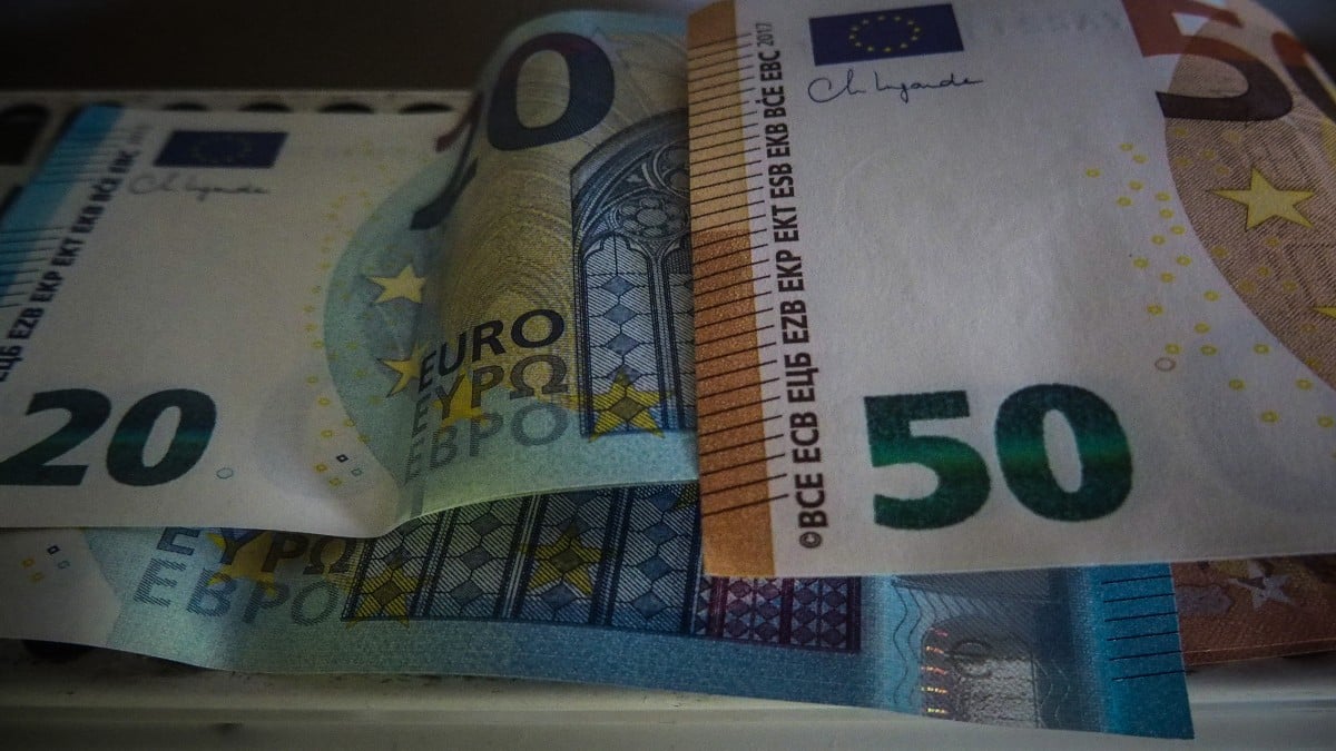 Συντάξεις: «Κλείδωσαν» οι ημερομηνίες! Πότε θα μπουν οι «φουσκωμένες» του Ιανουαρίου; Αναλυτικά ποσά