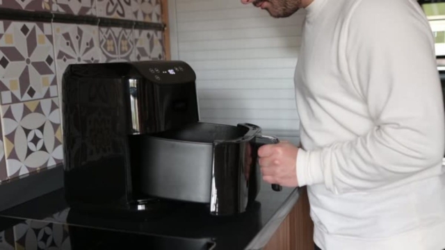 Θες να αγοράσεις Air Fryer; 10 πράγματα που πρέπει να σκεφτείς
