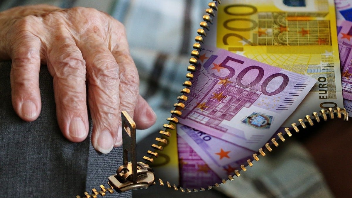 «Ανάσα» για τους συνταξιούχους: Σήμερα (27/11) μπαίνουν τα λεφτά στους λογαριασμούς τους