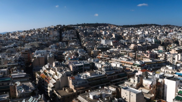 Οι αριθμοί «μιλάνε»: Πόσο έχουν αυξηθεί τα ενοίκια και πόσο οι μισθοί – Πόσο κοστίζει ένα διαμέρισμα στο κέντρο της Αθήνας;