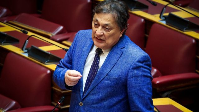 Επεισοδιακό το Συνέδριο ΣΥΡΙΖΑ: Ανεξαρτητοποιήθηκε ο Αλέξανδρος Αυλωνίτης – Παραιτήθηκε από το κόμμα