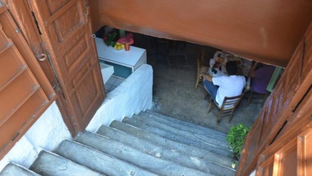 Δίπορτο: Το κοινό μυστικό της πόλης εδώ και 113 χρόνια, γιατί… στα υπόγεια είναι η θέα