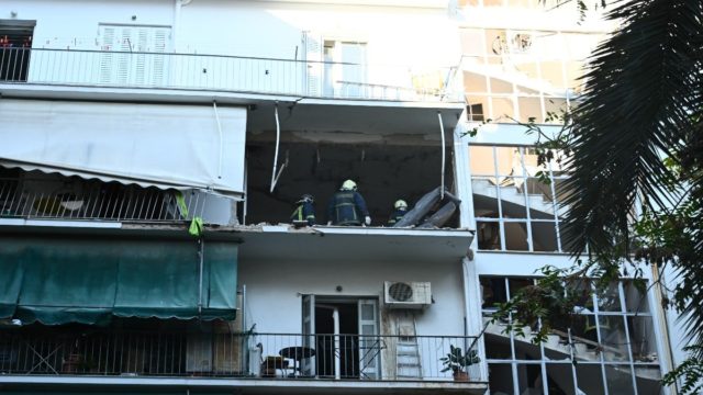 Έκρηξη στους Αμπελόκηπους: Γιάφκα τρομοκρατικής οργάνωσης βλέπει η ΕΛ.ΑΣ. – Γρίφος ο ρόλος της «γυναίκας με τα κλειδιά»