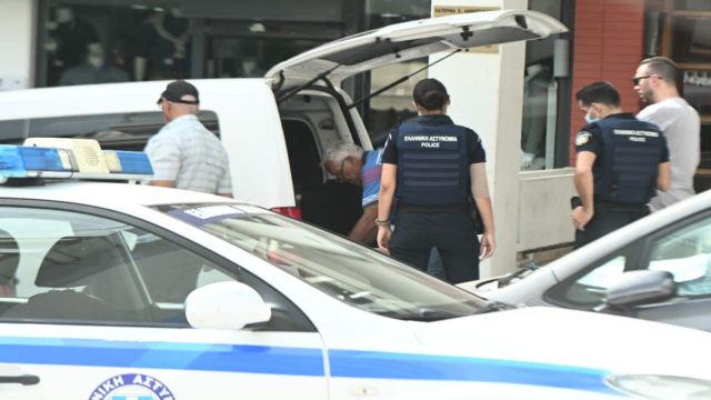 Συνελήφθη πρώην μέλος των Πυρήνων της Φωτιάς – Μαχαίρωσε επτά φορές τον θείο του