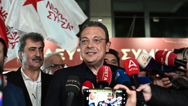 Σωκράτης Φάμελλος: Ποιος είναι ο νέος πρόεδρος του ΣΥΡΙΖΑ – 10 χρόνια μετά την εκλογή του ως βουλευτής αναλαμβάνει να επιστρέψει το κόμμα στην εξουσία