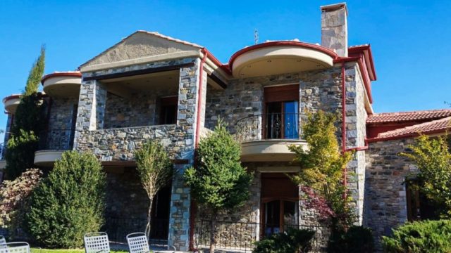 «Μας έβγαλαν σαν πεθαμένους, με τα μάτια γυρισμένα και αφρούς στο στόμα»: Συγκλονιστικές μαρτυρίες για τη μαζική δηλητηρίαση στη Φλώρινα