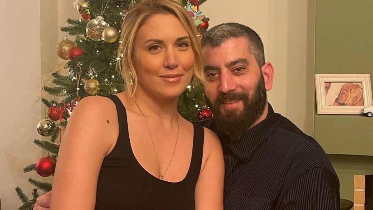 «Θαμπωθήκαμε» από την ομορφιά: Η Φωτεινή Πετρόγιαννη έκανε την ωραιότερη στυλιστική επιλογή στον γάμο της (photos)