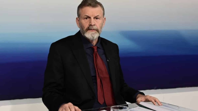 Επιμένει ο Απόστολος Γκλέτσος για τους οίκους ανοχής: «Όταν φέρνεις νέους ανθρώπους να νοιάζεσαι και για τη σεξουαλικότητα τους»