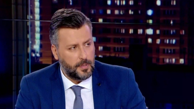 Ο Γιάννης Καλλιάνος μιλάει για τον πατέρα του και συγκινεί: «Έκλαιγα για 40 λεπτά»
