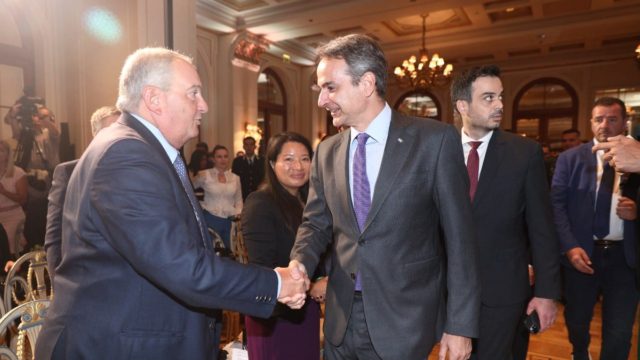 «Καρφιά» Καραμανλή σε Μητσοτάκη για τα ελληνοτουρκικά: «Οι ανησυχίες για τα εθνικά θέματα είναι εύλογες»