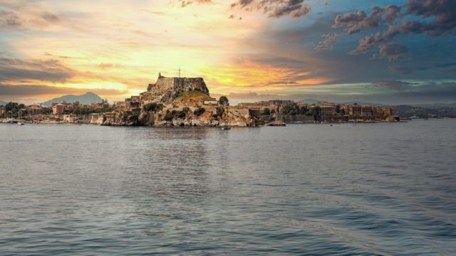 Η φωτογραφία της ημέρας: Ξημέρωμα στην Κέρκυρα