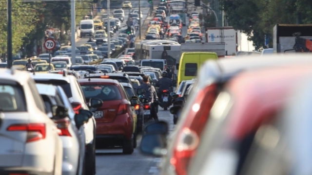Κηφισός: Καραμπόλα 4 οχημάτων – Μεγάλες καθυστερήσεις στην Κηφισίας