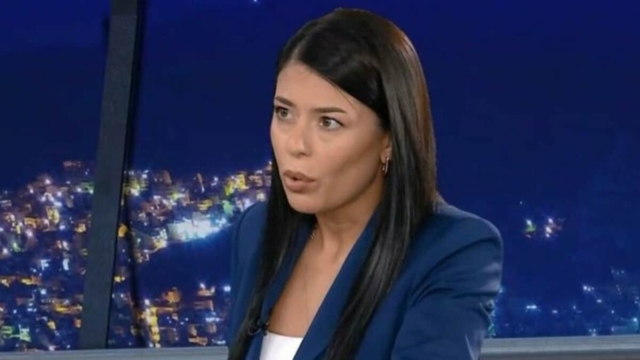 Η Λατινοπούλου ζητά να καταργηθεί ο εορτασμός της εξέγερσης του Πολυτεχνείου από τα σχολεία (video)
