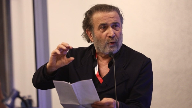 Είπε όλη την αλήθεια ο Λάκης Λαζόπουλος: «Στην Ελλάδα, οι άνδρες αγαπάνε τις μανάδες τους, αλλά χτυπάνε τις γυναίκες τους»