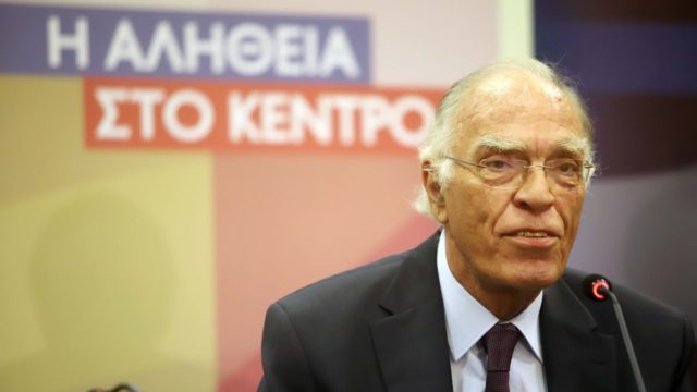 Βασίλης Λεβέντης: «Διαψεύδω πως κινδύνευσα να πεθάνω, ζω»