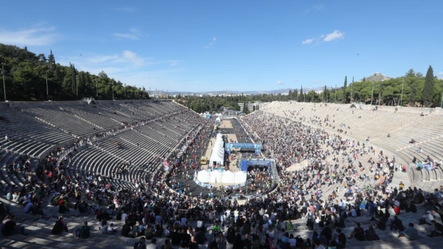 LIVE κίνηση στους δρόμους (9/11): Σάββατο… πεντακάθαρο – Οι δρόμοι που κλείνουν για τον 41ο Αυθεντικό Μαραθώνιο της Αθήνας