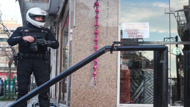 Απόλυτο σοκ στο Μαρκόπουλο: Νεκρό το 3χρονο παιδάκι που πυροβολήθηκε στο κεφάλι