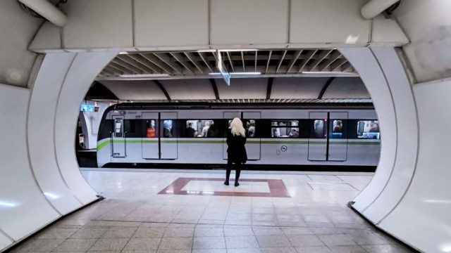 Συναγερμός για την ασφάλεια του Μετρό της Αθήνας: Ρωγμές στις ράγες και άμεσες εργασίες σε μήκος άνω των 32 χιλιομέτρων